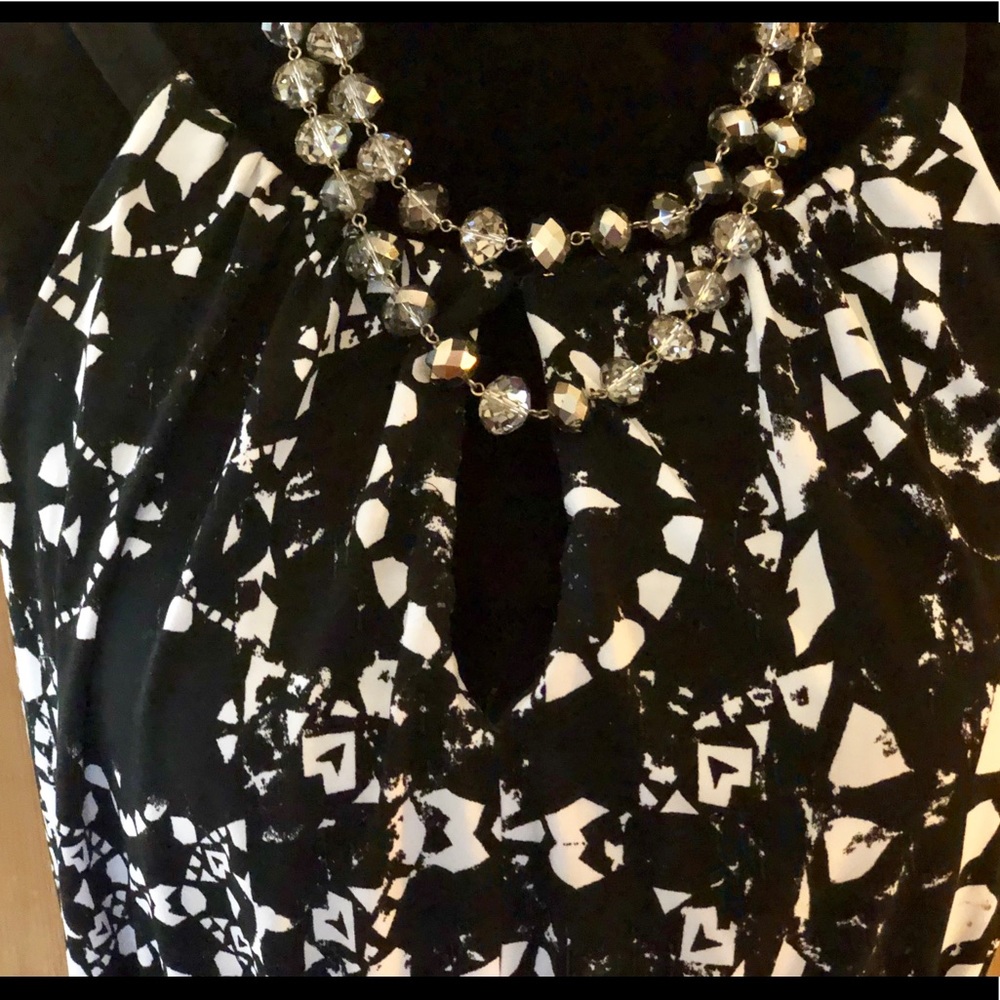 WHBM Black and White Patterned Sleeveless Dress - Picture 4 of 7